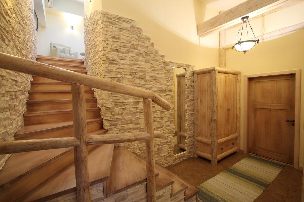 Park-Hotel Butenko Stable Protsev Extérieur photo