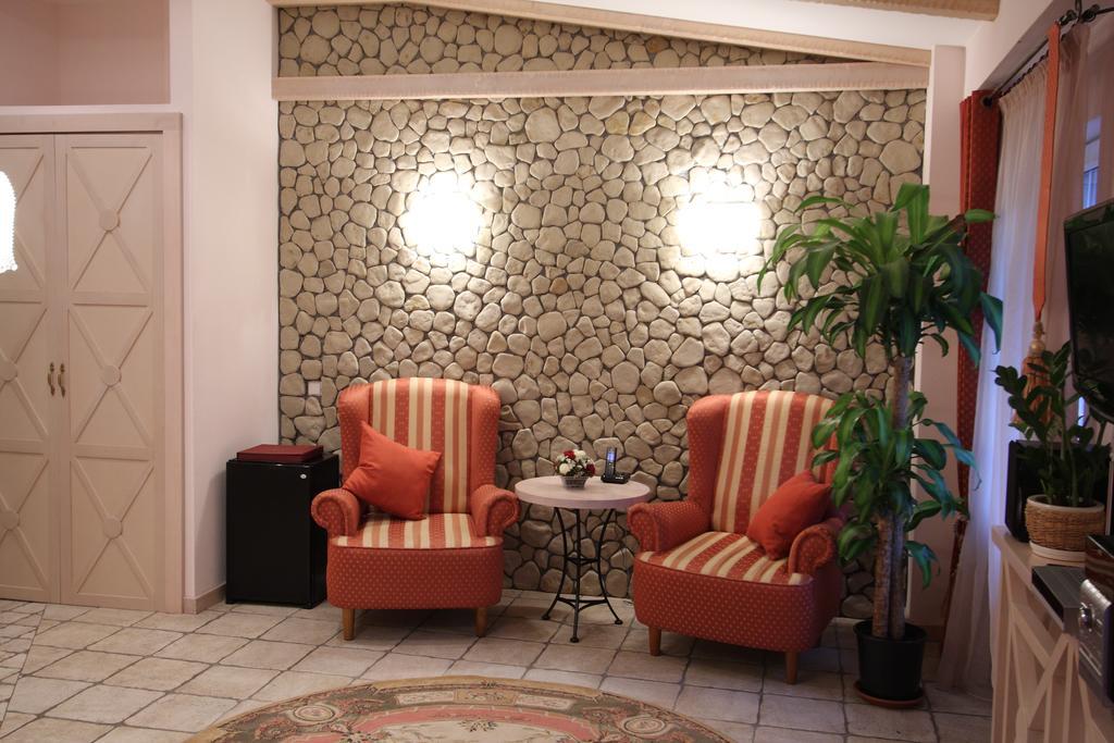 Park-Hotel Butenko Stable Protsev Extérieur photo